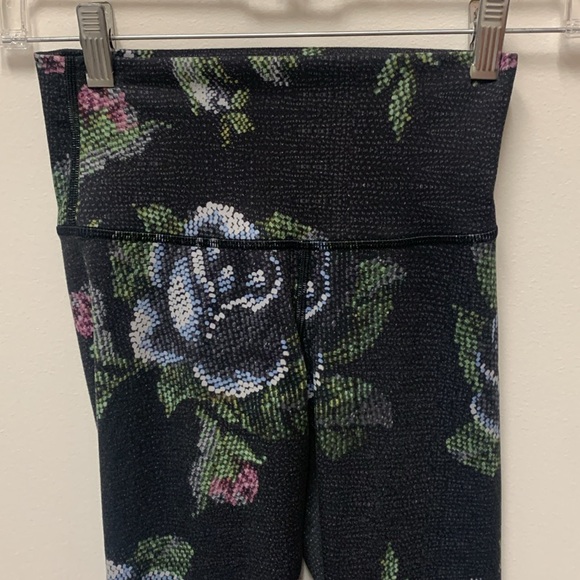 Lululemon high times 7/8 legging - Picture 2 of 13